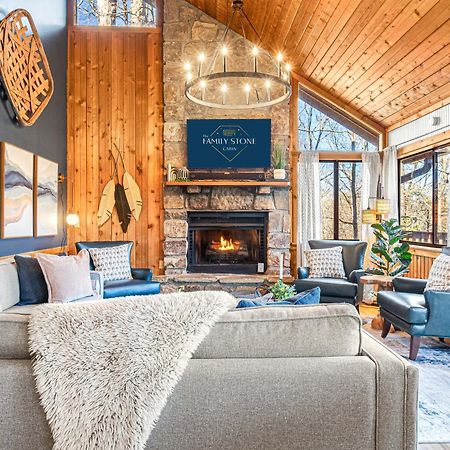 The Family Stone Luxe Cabin Sleeps 12 Hot Tub Dogfriendly Dollywood ピジョンフォージ エクステリア 写真
