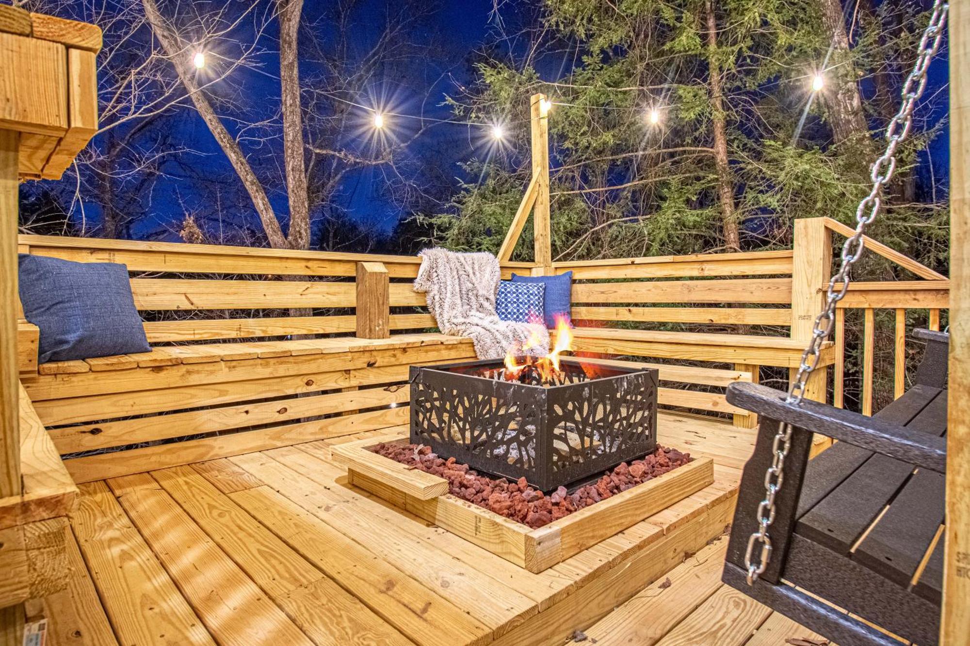The Family Stone Luxe Cabin Sleeps 12 Hot Tub Dogfriendly Dollywood ピジョンフォージ エクステリア 写真
