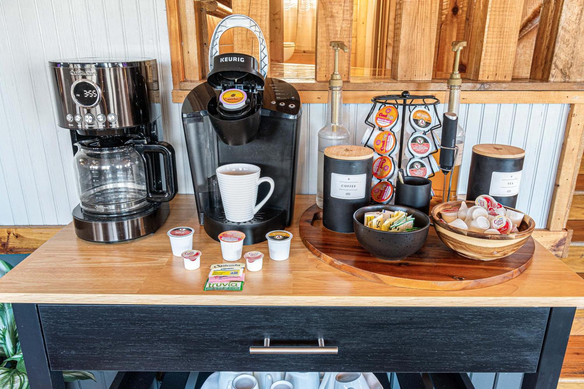 The Family Stone Luxe Cabin Sleeps 12 Hot Tub Dogfriendly Dollywood ピジョンフォージ エクステリア 写真