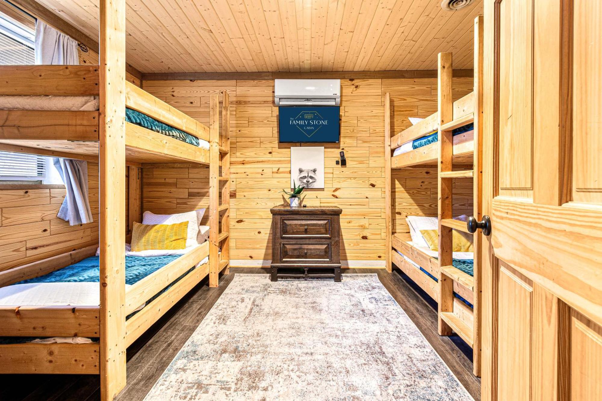 The Family Stone Luxe Cabin Sleeps 12 Hot Tub Dogfriendly Dollywood ピジョンフォージ エクステリア 写真