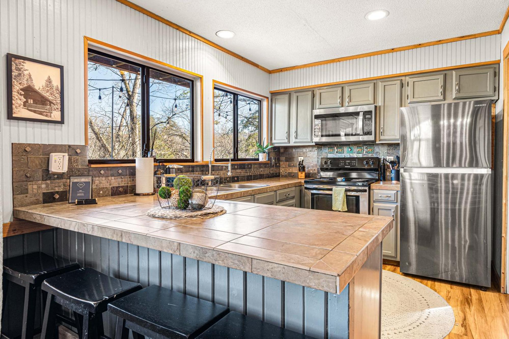 The Family Stone Luxe Cabin Sleeps 12 Hot Tub Dogfriendly Dollywood ピジョンフォージ エクステリア 写真